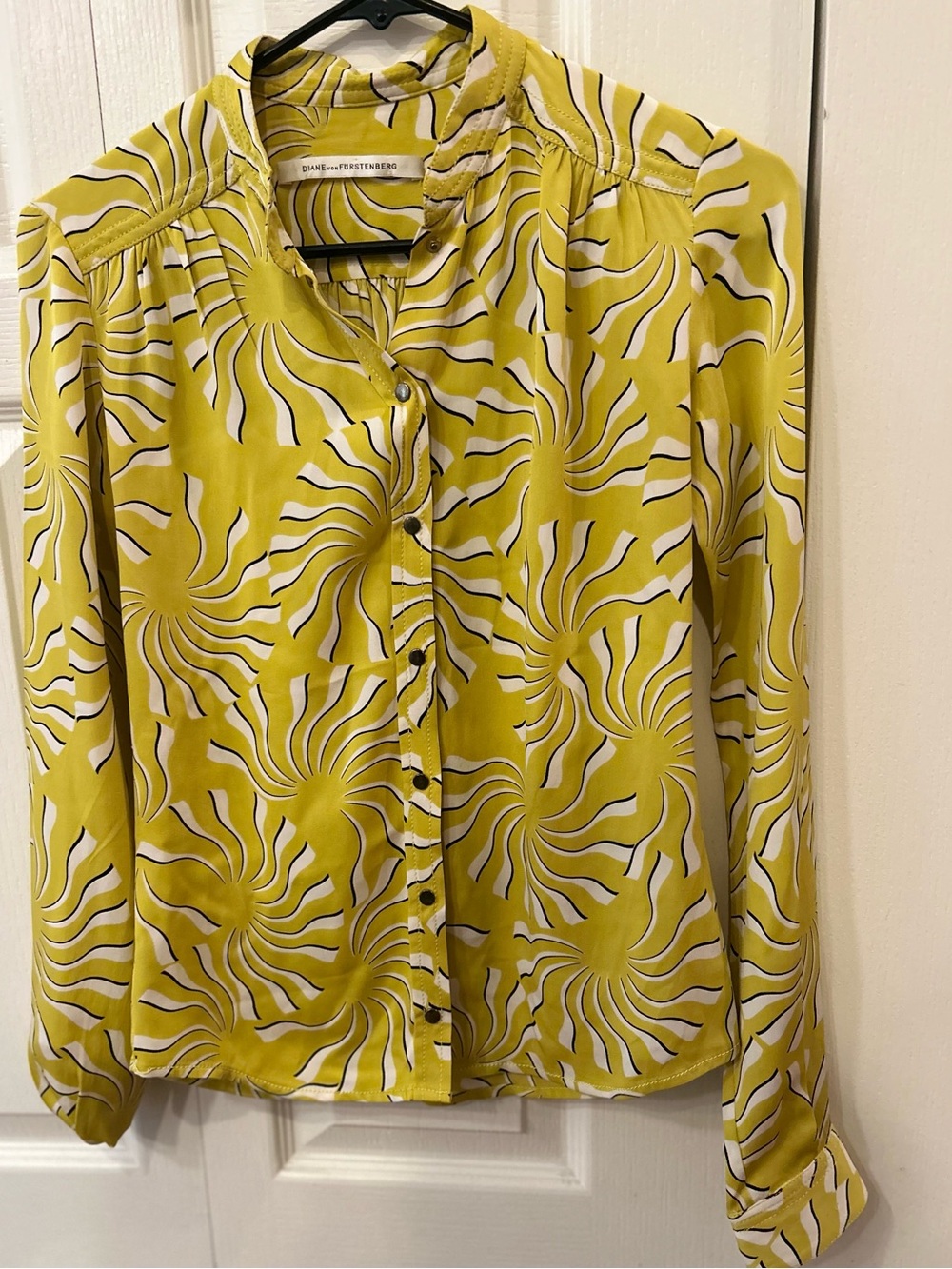 Diane von Furstenberg Yellow Swirl-Print Blouse - DVF Women’s Blouse - Size XS